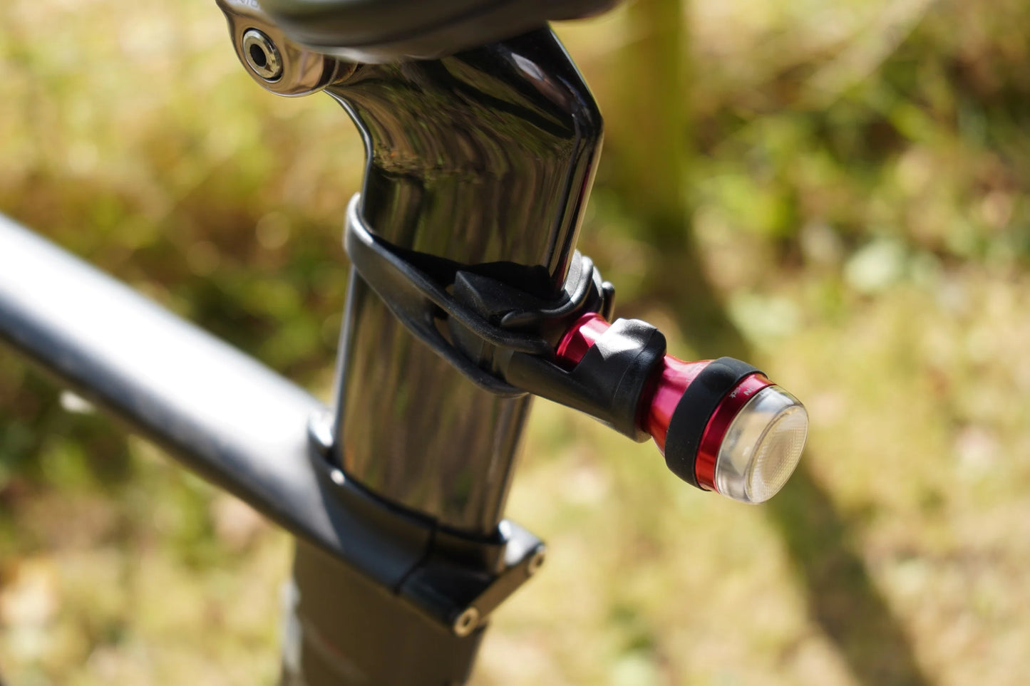 Exposure Lights Aero Seat Post Bracket For TraceR