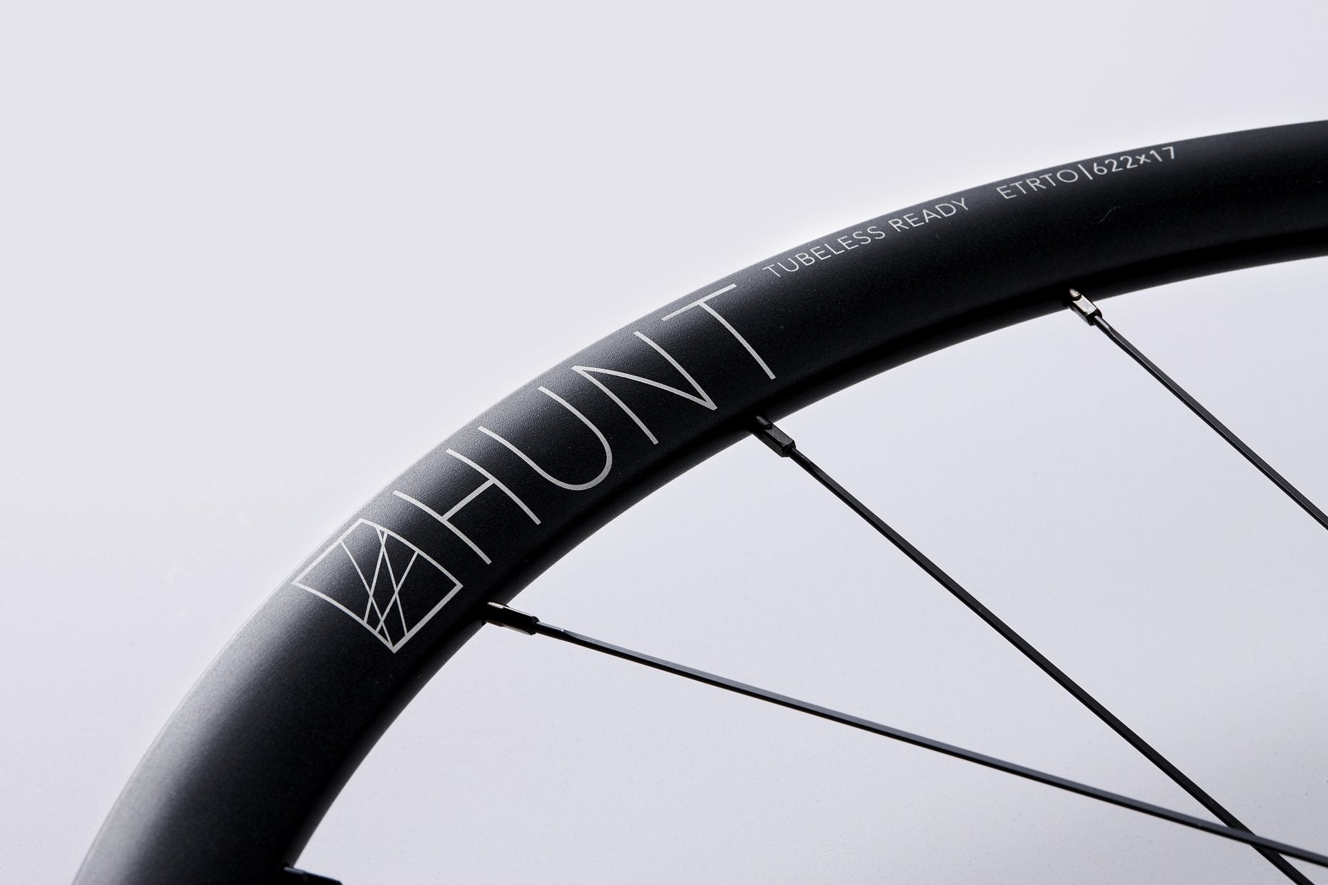 HUNT Aero Light Disc Alloy Wheelset